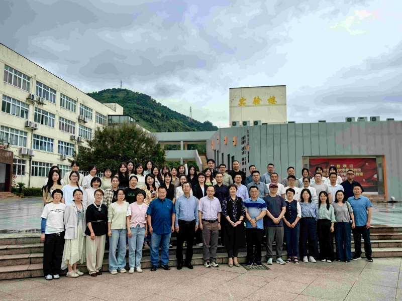 大合照_new(1).jpg